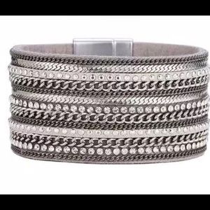 Silver Rhinestone Magnetic buckle leather bracelet